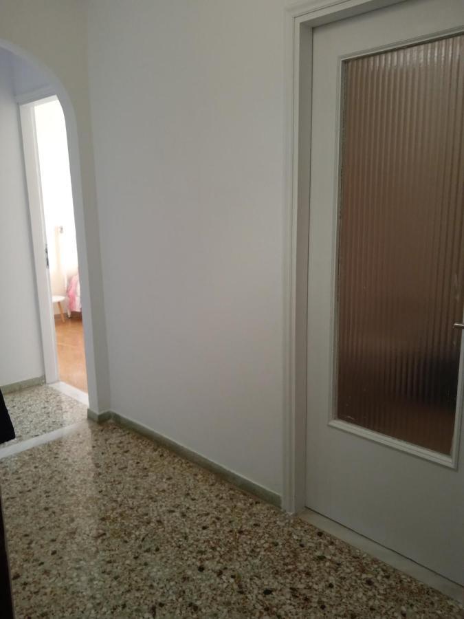 Apartment On The Beach Artemida  Buitenkant foto